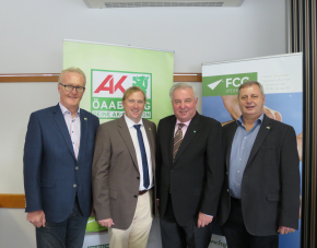 Foto mit LH Hermann Schützenhöfer